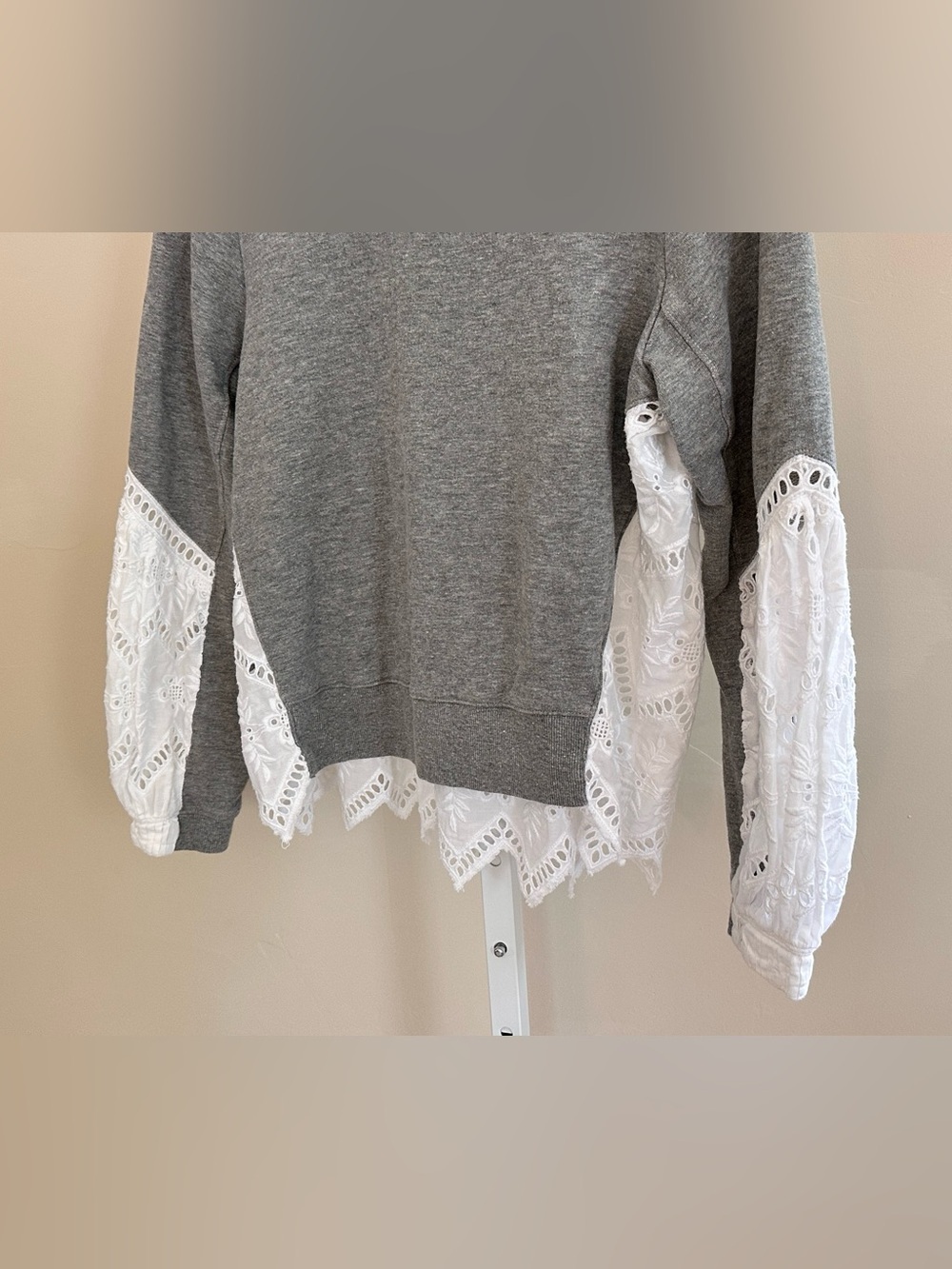 Sea New York Small Gray Eyelet Lace Ruffle Sweatshirt Romantic Boho - Picture 5 of 11